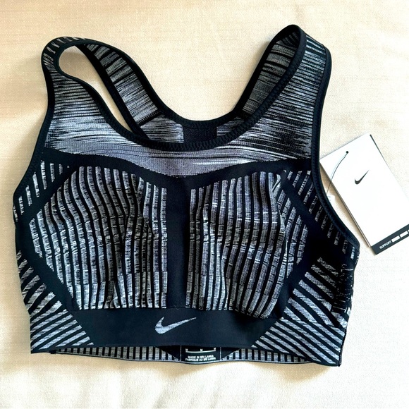 Nike Other - Brand new with tags - Nike sports bra